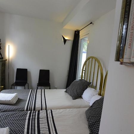 Chambres D'Hotes Vue Sur La Muraille De Sens Exterior photo